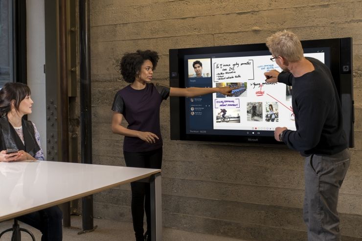 55&84英寸!微軟發售巨型平板Surface Hub