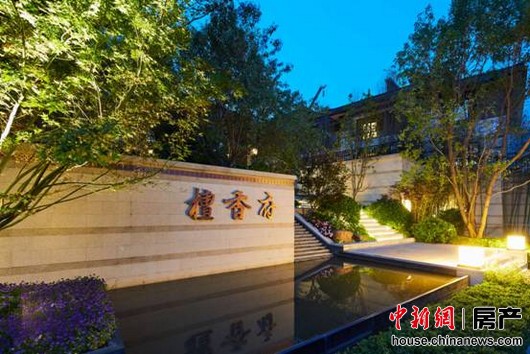 ���¾W6��13��� ��ǰ���ɾ�Ͷ�lչ�_�l��̴�㸮�Ŀ�e���˘Ӱ��g��ʾ���^���^��ӣ�������׶�չʾ���Ŀ��ϵ�Б��ͺ���^�h����