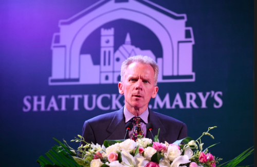 ����ɳ�ؿ�ʥ�����W(xu��)У��ϯNicholas Stoneman