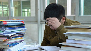 С���ڴ����Y���ĕr���_ʼ�����ڿ�����Ӗ�ࡣ����ӛ��͸¶�������_ʼ�����ڿ�����Ӗ��ĕr��߀���Լ��о������ɕr�gһ�þ���������С�����n�_ʼ�������r���r�ó��֙C���Α򣬛]�k������ע���� �v�������������ͬ�W���ڵ��^�W����С������Ҳ���������s��֪�����Ӳ��܌�ע�W����