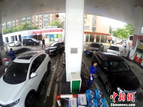 �Y�ψD�������e �z