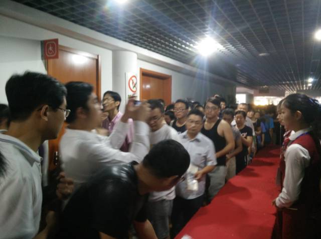 �����DƬ��9��17�գ�����̩ɽ7̖(h��o)�ڊW�w�|���w���^�_�P�r(sh��)�ĬF(xi��n)��(ch��ng)��