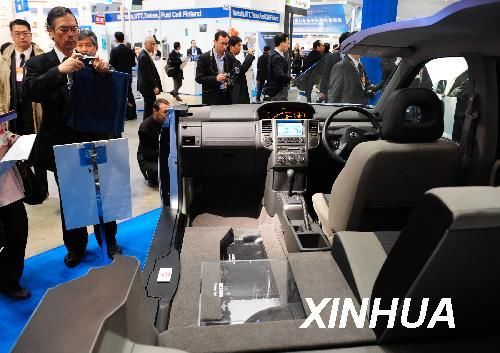 第六屆國際氫燃料電池展在東京舉行(1)(圖)