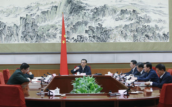 ��ˏ��ڇ���Ժ���Tؓ؟ͬ־���h�Ϗ��{ �ĸ���\�lչ�^�l�Mȡ��Ч